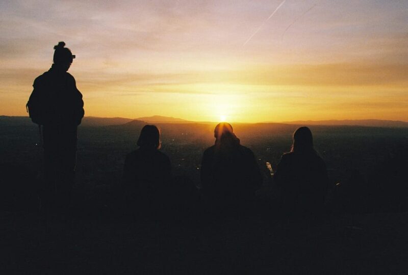 Granada: Albaicín and Sacromonte Sunset Tour & Flamenco Show - Practical Details and Tips