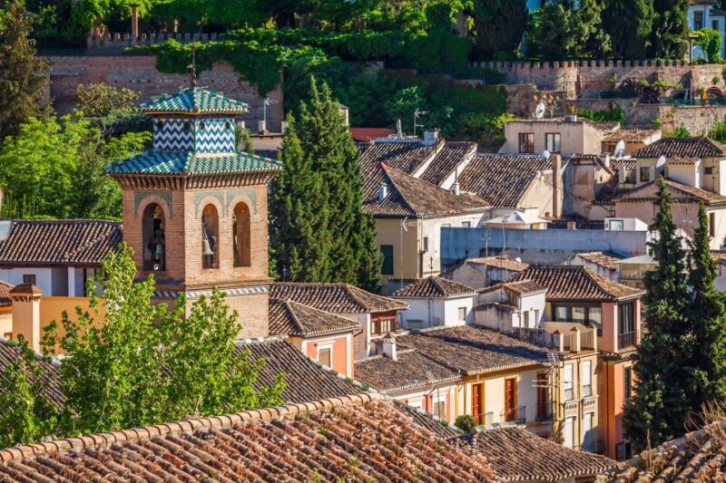 Granada: Albaicín and Sacromonte Walking Tour - Key Points