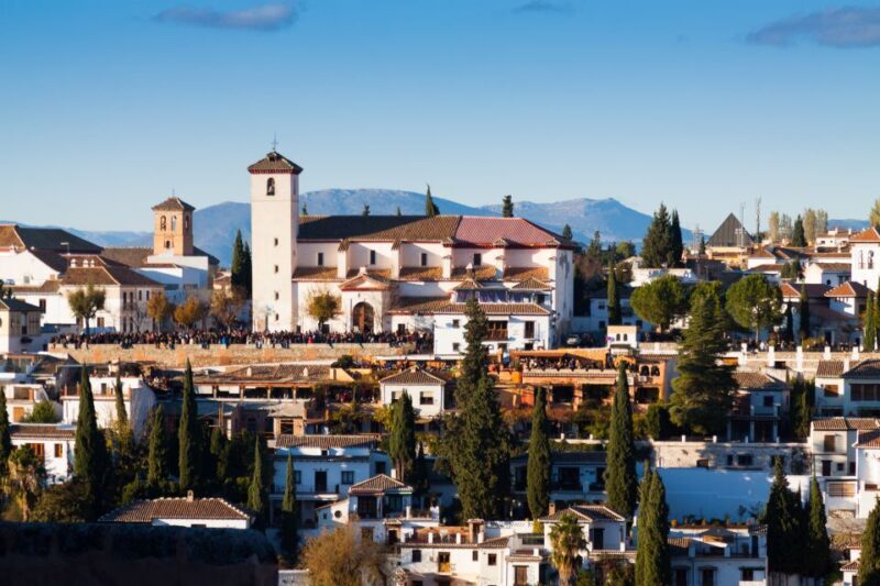 Granada: Albaicín and Sacromonte Walking Tour - What to Expect at Each Stop