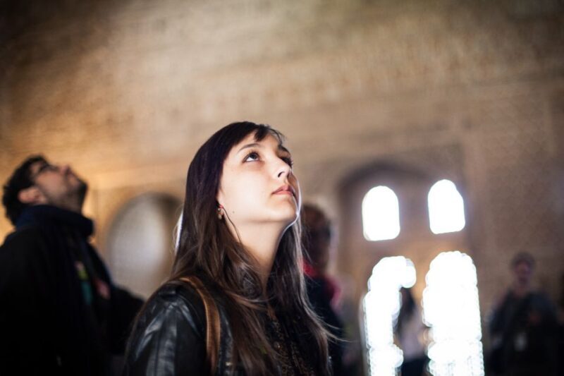 Granada Alhambra and Generalife Gardens Experience Tour - Key Points