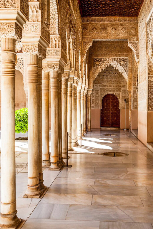 Granada: Alhambra and Nasrid Palaces Entry Ticket - Navigating the Visit: Tips and Insights