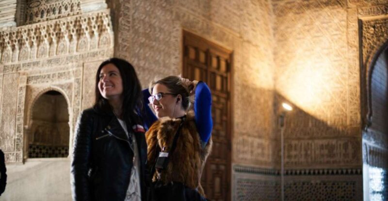 Granada: Alhambra and Nasrid Palaces Private Tour - An In-Depth Look at the Tour Experience