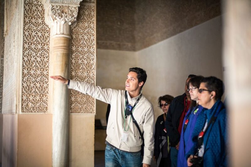 Granada: Alhambra and Nasrid Palaces Small Guided Tour - Practical Tips for Your Visit