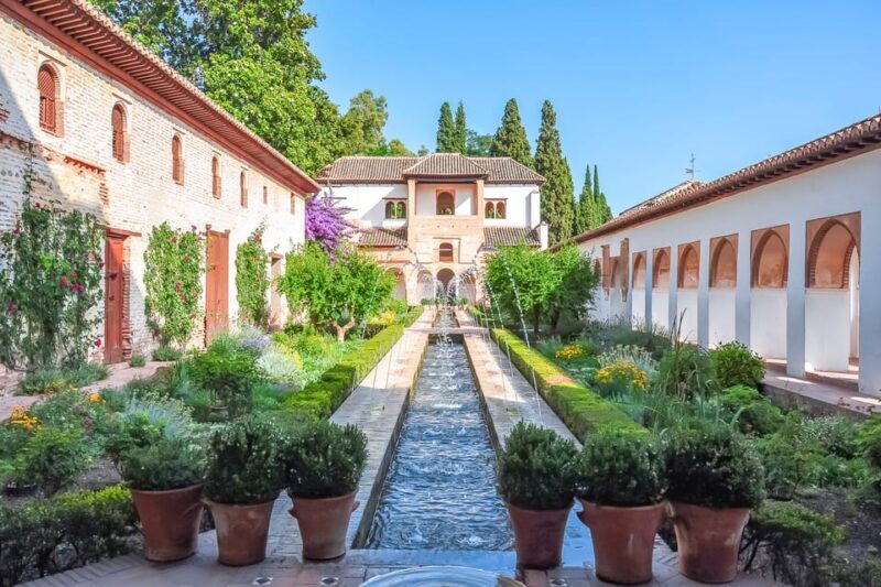 Granada: Alhambra Gardens and Generalife Ticket - An In-Depth Look at the Tour Experience