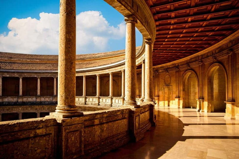Granada: Alhambra, Generalife & Nasrid Palaces Guided Tour - Key Points