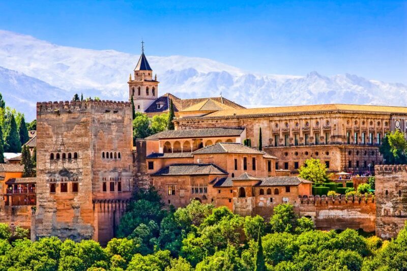 Granada: Alhambra & Nasrid Palaces Tour with Tickets - The Sum Up