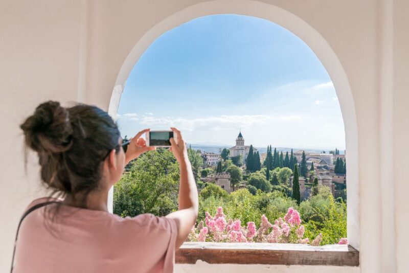 Granada: Alhambra Ticket and Guided Tour with Nasrid Palaces - Booking and Pricing: Value for Money