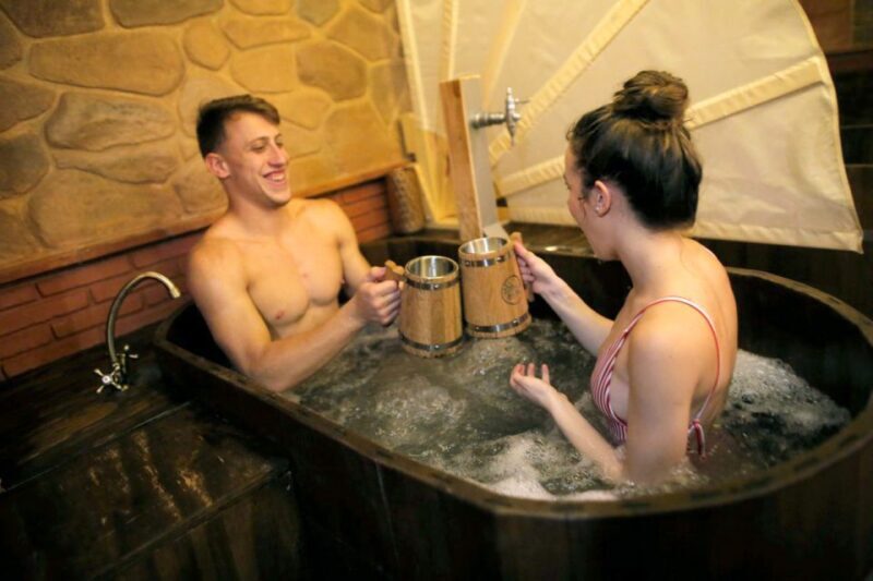 Granada: Beer Spa Experience with Tastings and Snacks - Practical Details and Tips