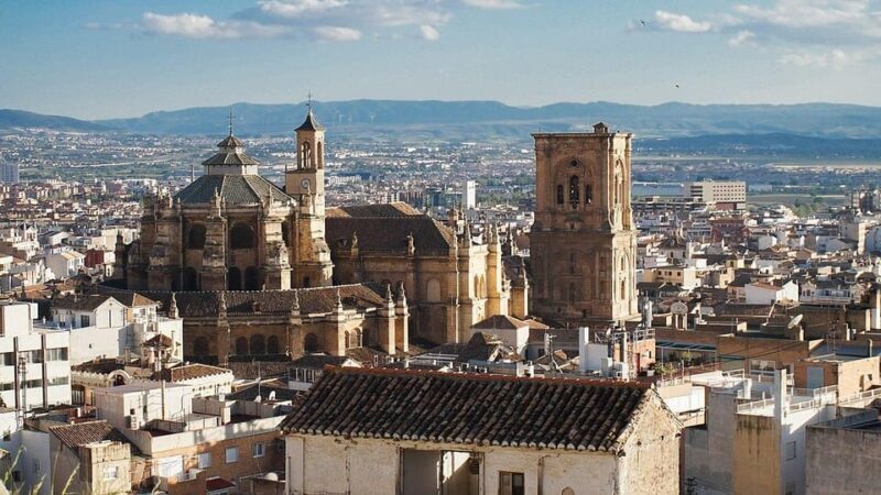 Granada: Cathedral and Royal Chapel Private tour with ticket - Who Should Consider This Tour?