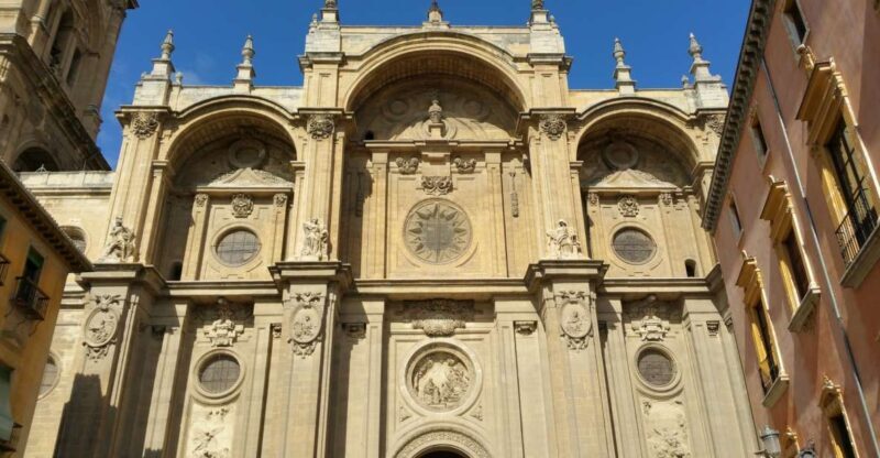 Granada: Cathedra&Royal Chapel & Albaicín skip the line Tour - A Detailed Look at the Itinerary