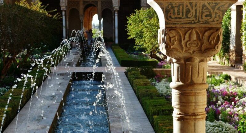 Granada: Fast-Track Alhambra & Nasrid Palaces Guided Tour - Who This Tour Is Perfect For