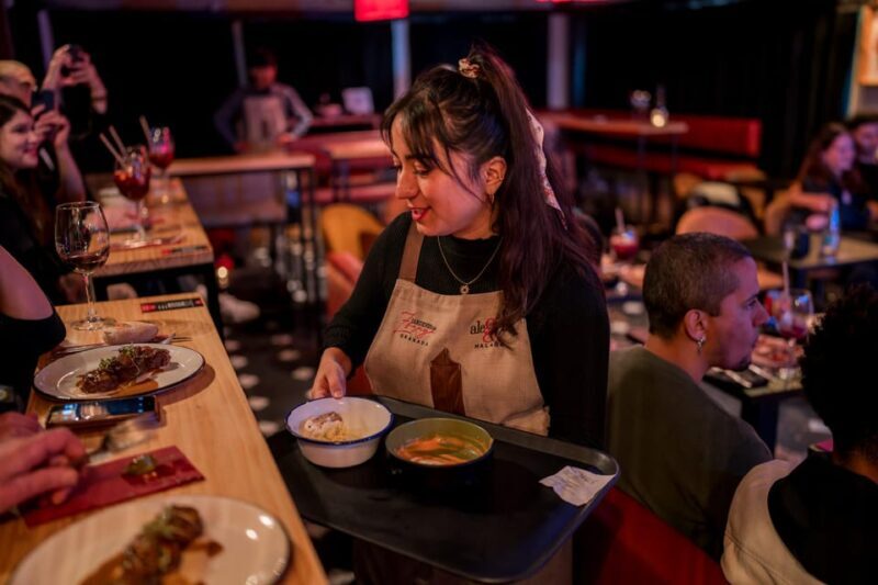 Granada: Flamenco Show with Dinner at Jardines de Zoraya - FAQ