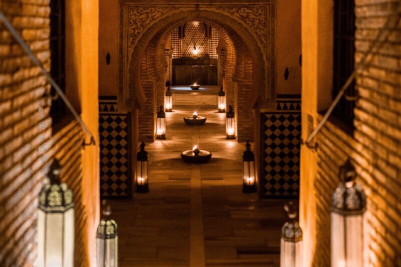 Granada: Hammam Al Ándalus with Massage - Authenticity and Atmosphere