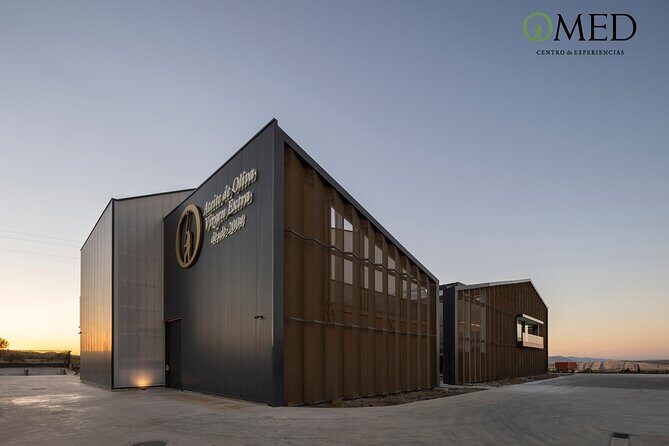 Granada in EVOO: Guided tour and unique sensorial tasting - Exploring the Heart of Olive Oil Production