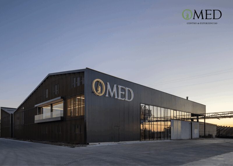 Granada in EVOO: Olive grove guided tour and sensory tasting - Scenic Drive and Arrival at OMED Olive Mill