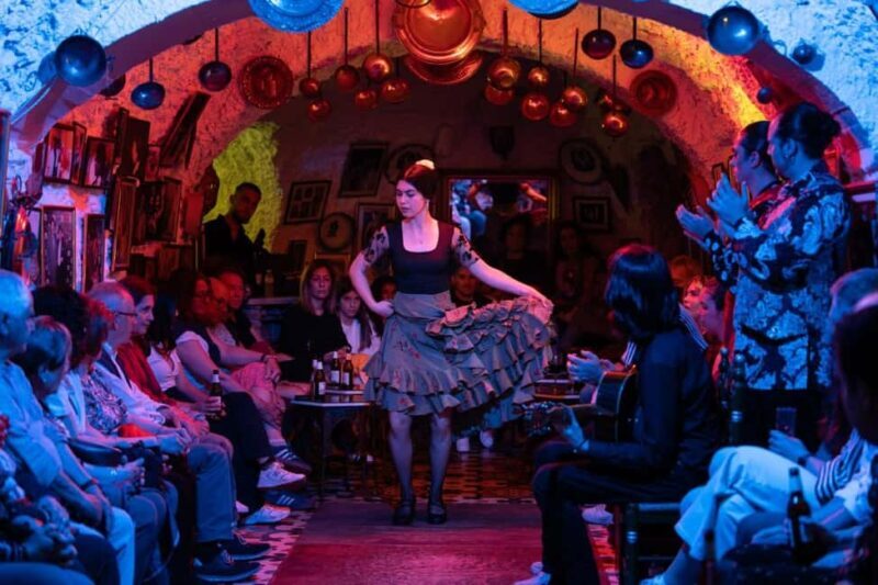 Granada: Los Amayas Cave Flamenco Show in Sacromonte - The Experience Itself