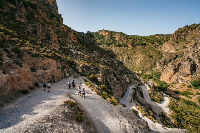 Granada: Los Cahorros de Monachil Canyon Hiking Tour - The Experience on the Ground