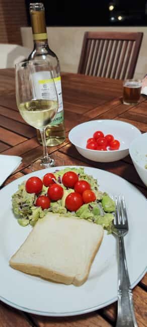 Granada: Off the Path Village Escapes Tour with Snacks - Practical Tips for the Tour