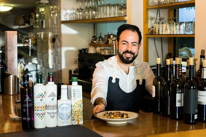 Granada Original Tapas Crawl by Food Lover Tour - Key Points