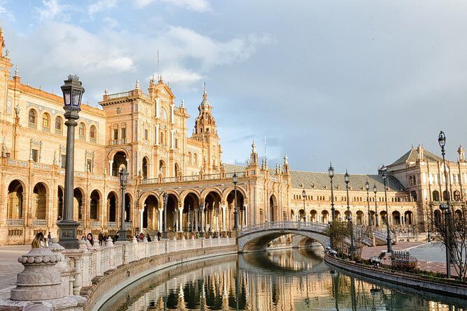 Granada Private Transfer to Seville with a Visit to Ronda - Potential Drawbacks and Considerations