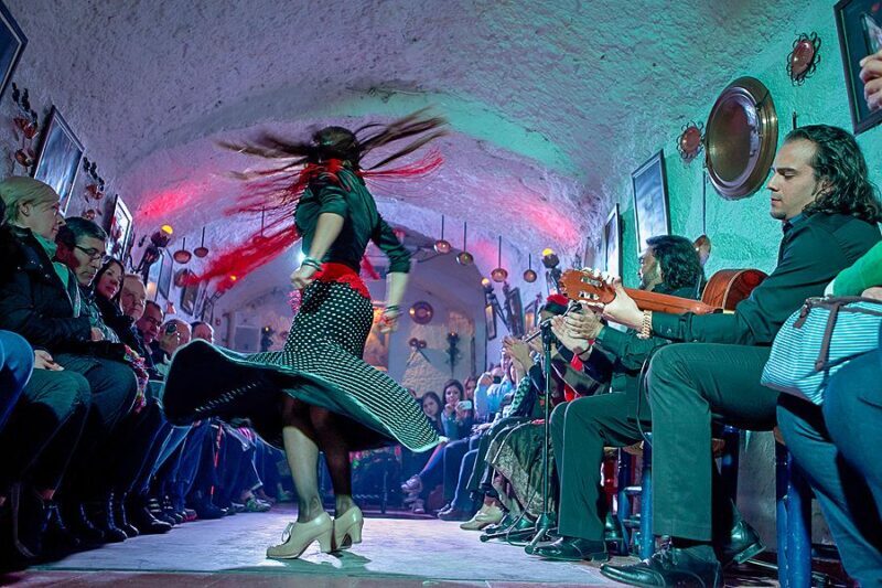 Granada: Sacromonte Caves Flamenco Show with Dinner - FAQ: Your Questions Answered