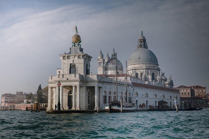 Grand Canal Boat Private Tour: Murano and Burano - FAQ