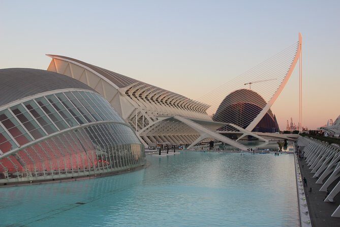 GRAND CITY Private Guided Tour on Bike, E-Bike, E-Step or Segway - Why This Tour Is a Winner for Certain Travelers