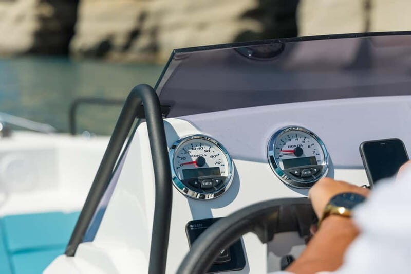 Grand Milos Adventure: Private Cruise Rental with Skipper - The Value of a Private Boat Tour in Milos