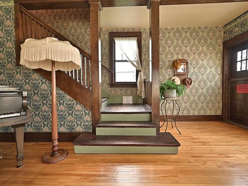 Grand Rapids: Judy Garland Museum Guided Tour - A Closer Look at the Tour Experience