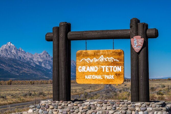 Grand Teton,Yellowstone National Park,Las Vegas 8Day Tour from LA - A Deep Dive into the Itinerary