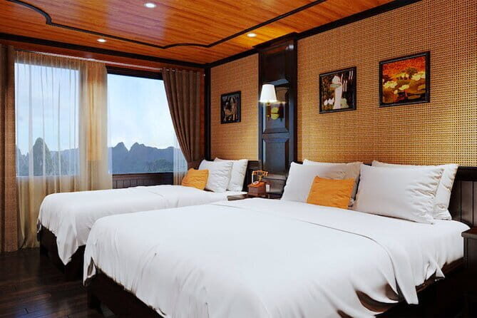 Gratiot Boutique Cruise: Elegant 3-Day Halong Bay Escape - An In-Depth Look at the 3-Day Experience
