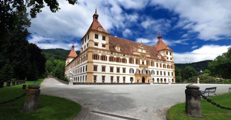Graz: Schlossberg Private Guided Tour - Exploring the Heart of Graz: A Deep Dive into the Tour