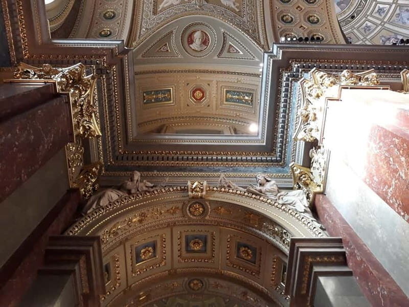 Great Hungarian Basilicas Tour with Folk Music Performance - Who Will Enjoy This Tour?