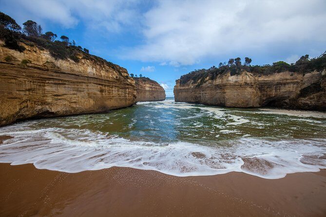 Great Ocean Road and Wildlife Tour for Backpackers aged 18-35 - Exploring the Itinerary: What You Can Expect