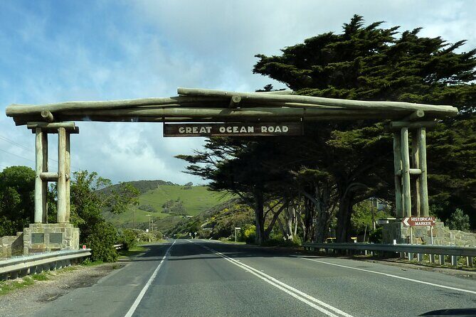 Great Ocean Road Private Day Tour - Key Points