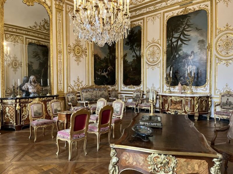 Great Stables of Prince de Conde & Palace Chantilly - FAQ