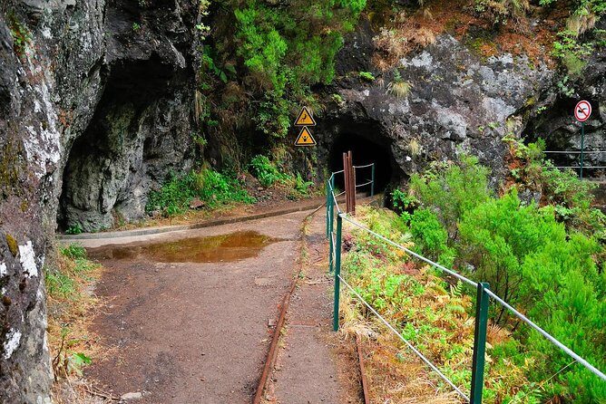 Green Cauldron - FAQ About the Green Cauldron Tour