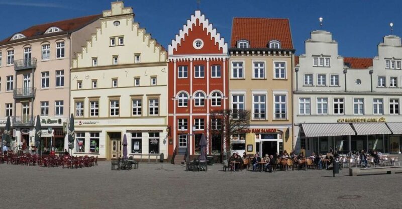 Greifswald: Private Guided Walking Tour - Exploring Greifswald: An In-Depth Look