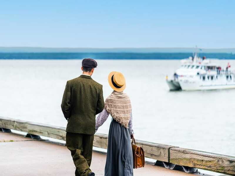 Grosse-Île: Irish Immigrant Memorial Cruise & Tour - Costumed Characters: Bringing the Past to Life