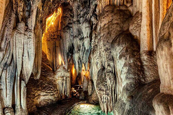 Grotto of Wonders and Ham Museum in Aracena - FAQs