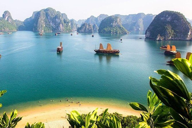 Group Halong Bay Day Cruise Including Hotel Transfers from Hanoi - The Boat Cruise and Scenic Highlights