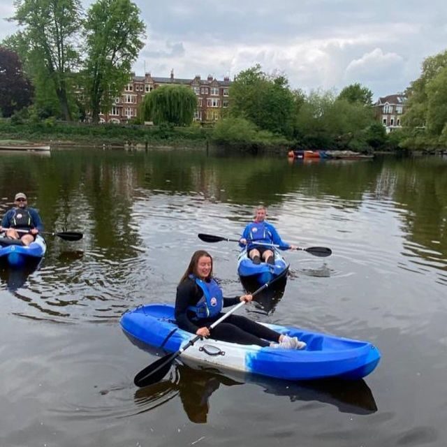 Group Kayak Experience on the beautiful Thames at Richmond - Exploring the Thames by Kayak: A Balanced Look at the Richmond Group Experience