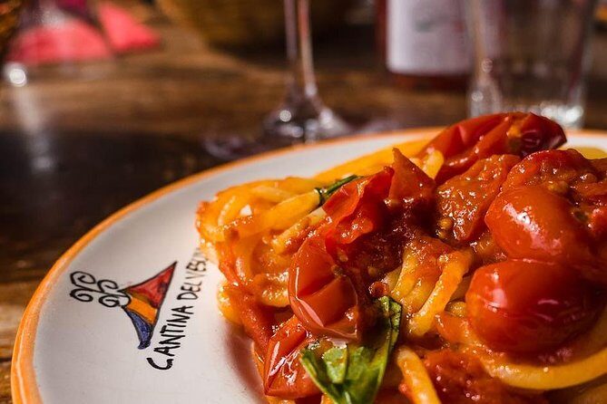 Group tour for wine & food tasting at the Cantina del Vesuvio. - Key Points