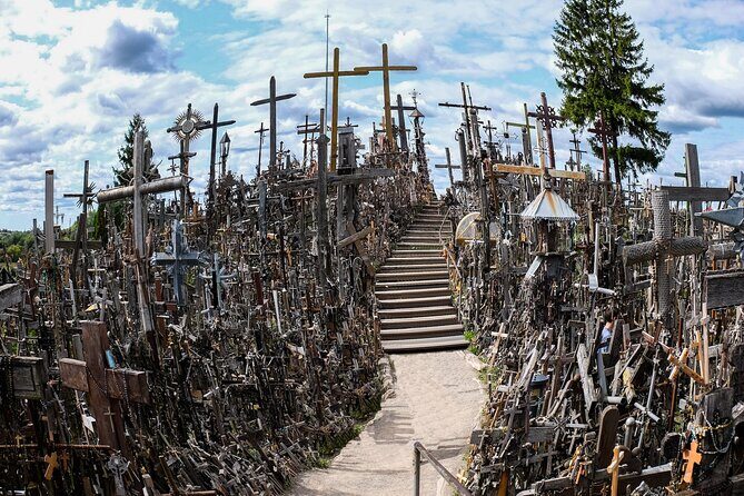 Group Tour: Hill of Crosses, Rundale Palace & Bauska Castle - FAQ