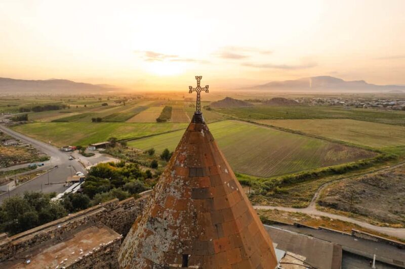 Group tour: Khor Virap, Noravank, Jermuk, Areni wine tasting - Key Points