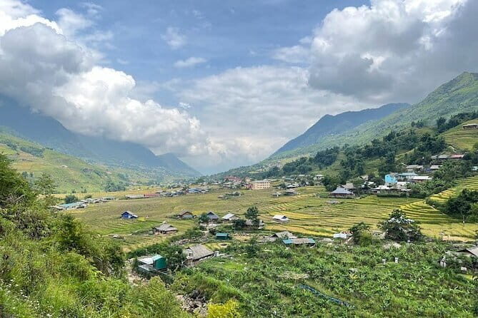 Group Tour Visit all place in Sa Pa 1 day - Whats Included and Whats Not