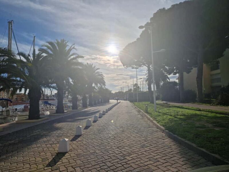 Gruissan: from the New Port to the Old Village - FAQs