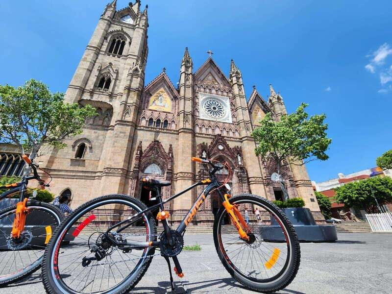Guadalajara: Bicycle rental per day. - FAQs
