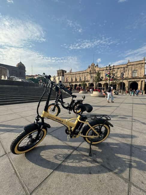 Guadalajara: Fun electric bike tour. - Exploring Guadalajara on Two Wheels