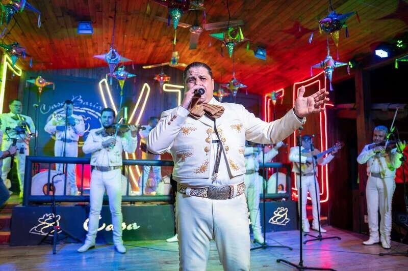 Guadalajara: Guided Tlaquepaque Night Tour with Hotel Pickup - Exploring the Itinerary in Detail